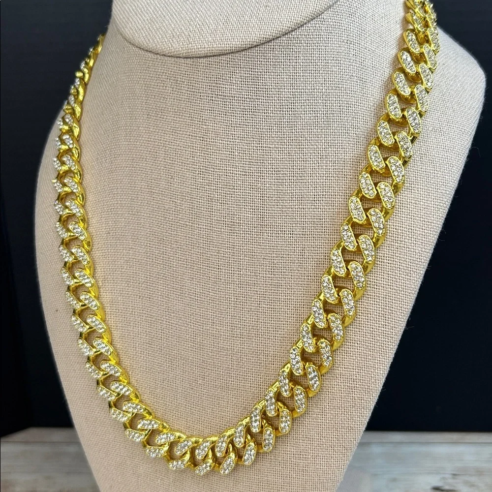 Stunning Gold Cuban Link Chain Necklace Adorned With Crystals